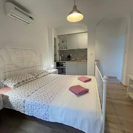 Grebaštica Studio Apartman Barbeta מראה חיצוני תמונה